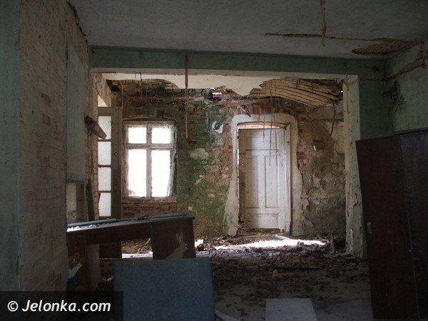 romantyczna-ruina-jak-z-filmow-grozy-38362