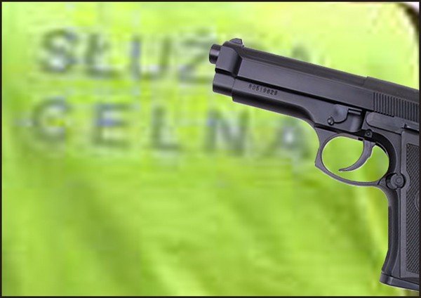 na-szkoleniu-zgina-celnik-postrzeli-go-instruktor-38385