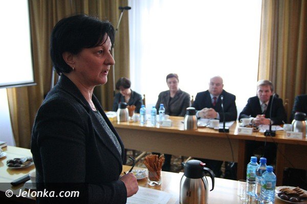 rada-powiatu-o-nowosciach-dla-rodzin-zastepczych-38394