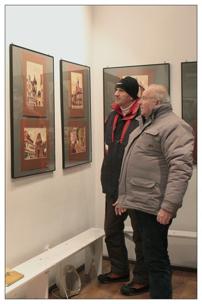 szlachetne-barwy-architektury-w-galerii-jtf-38456