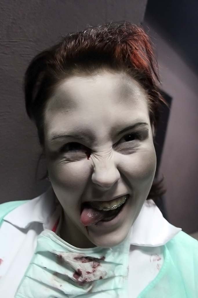 strach-mia-wielkie-oczy-zombie-ostatki-w-oriencie-38715