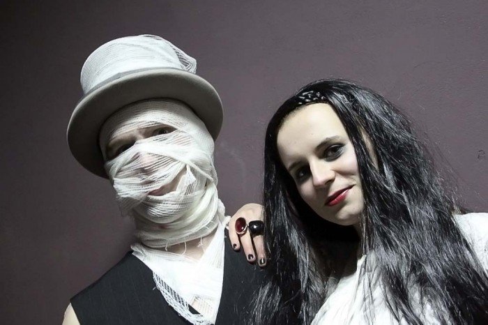 strach-mia-wielkie-oczy-zombie-ostatki-w-oriencie-38715