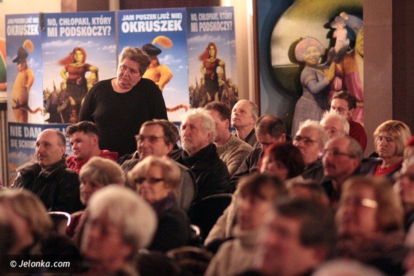 niepodlegosc-czy-zniewolenie-po-spotkaniu-z-panstwem-gwiazdami-w-kinie-grand-38760