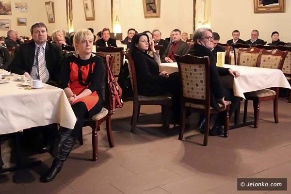 dyskutowali-o-kryzysie-i-polityce-38762