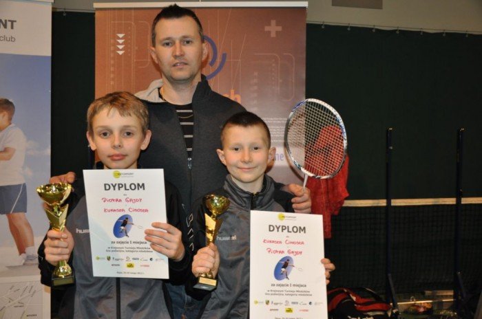 ukasz-cimosz-i-piotr-gajda-najlepsi-w-krajowym-turnieju-badmintona-foto-38851