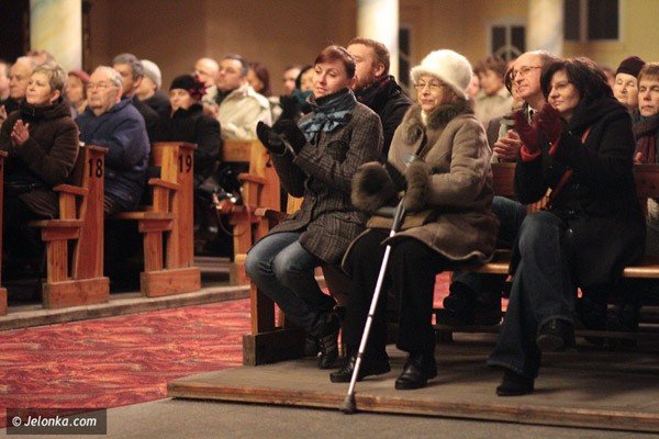 perfekcja-gosow-chor-raspev-pokaza-klase-spiewacza-38854