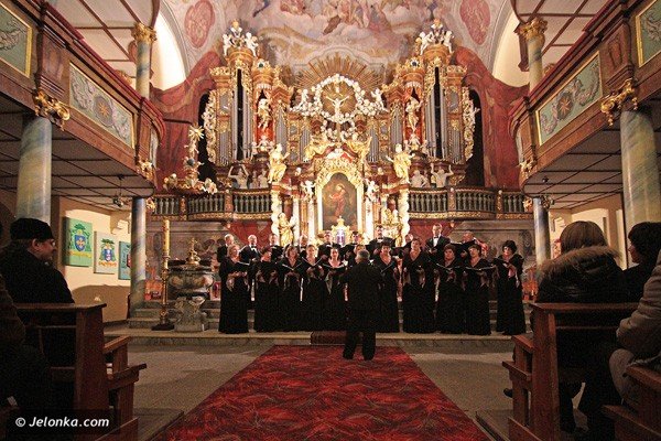 perfekcja-gosow-chor-raspev-pokaza-klase-spiewacza-38854