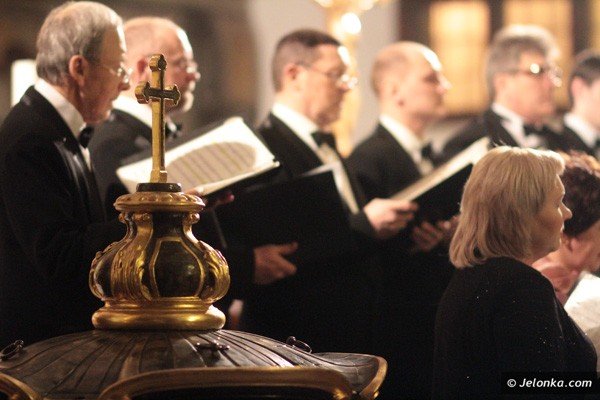 perfekcja-gosow-chor-raspev-pokaza-klase-spiewacza-38854