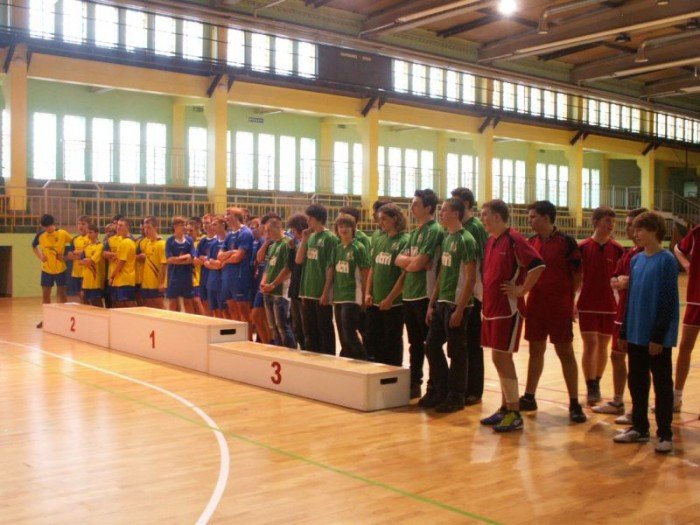 pewna-wygrana-pikarzy-recznych-z-gimnazjum-nr-4-38884