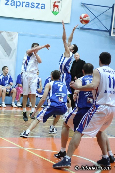 kapitalny-mecz-sterengi-porazka-sudetow-foto-38936