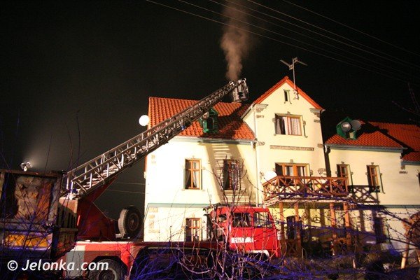 pozar-w-cieplicach-bya-konieczna-ewakuacja-38977