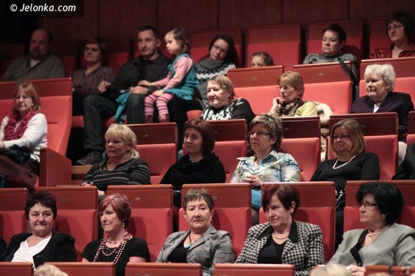 zagrali-i-zaspiewali-paniom-z-okazji-dnia-kobiet-sodka-uczta-bya-wazniejsza-39021