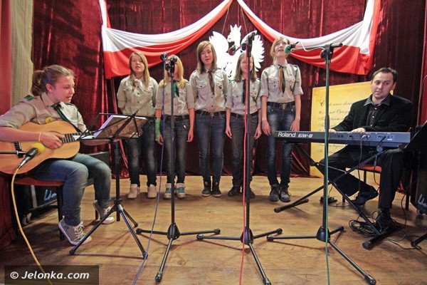 patriotyzm-wolnosc-niepodlegosc-sowa-wyspiewane-w-mdk-jelonek-39042