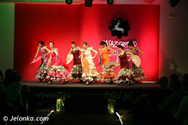 festiwal-kobiet-w-pasazu-grodzkim-przyciagna-tumy-nie-tylko-pan-39053