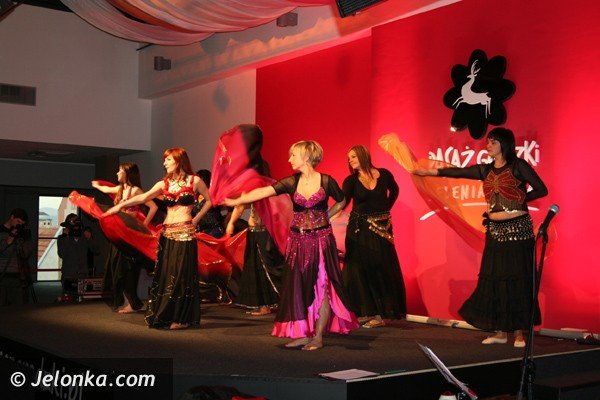 festiwal-kobiet-w-pasazu-grodzkim-przyciagna-tumy-nie-tylko-pan-39053
