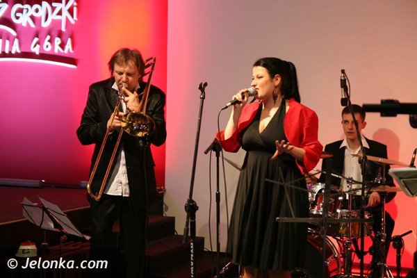festiwal-kobiet-w-pasazu-grodzkim-przyciagna-tumy-nie-tylko-pan-39053