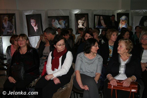 festiwal-kobiet-w-pasazu-grodzkim-przyciagna-tumy-nie-tylko-pan-39053