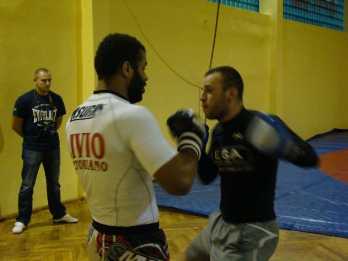 zawodnik-mma-attack-w-jeleniej-gorze-foto-39072