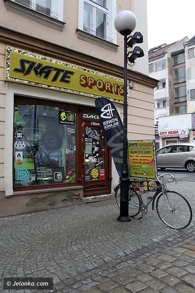 napadli-i-okradli-sklep-w-samym-centrum-miasta-39120