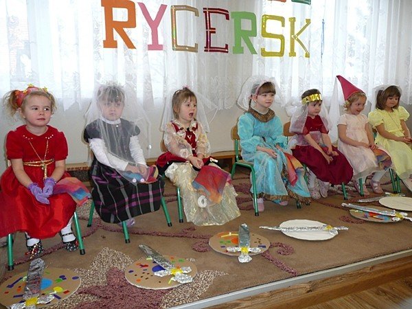 rycerskie-wzory-w-optymistycznym-przedszkolu-nr-11-39136