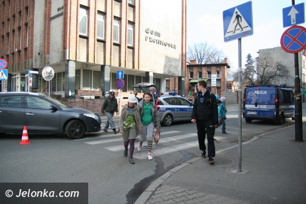 potracony-na-pasach-przy-ulicy-matejki-39224