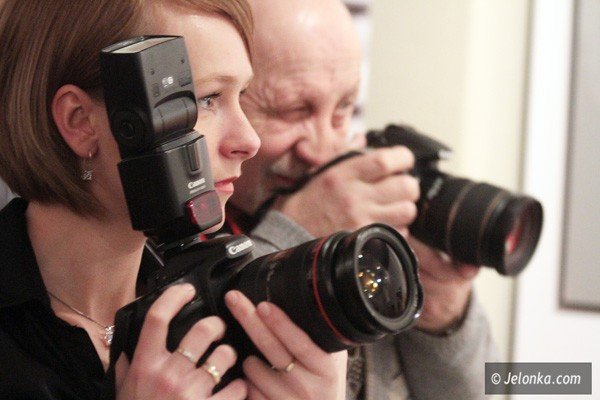 jak-czarnobiae-pery-fotografie-janiny-hobgarskiej-w-muflonie-39227