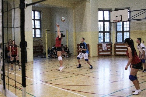 rozpoczea-sie-rywalizacja-o-puchar-integracyjnego-klubu-sportowego-iks-jelenia-gora-39315