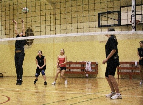 rozpoczea-sie-rywalizacja-o-puchar-integracyjnego-klubu-sportowego-iks-jelenia-gora-39315
