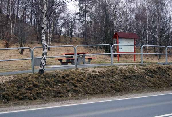 trakt-dla-cyklistow-brudne-pobocza-przystanki-tylko-na-fragmencie-sciezki-39322