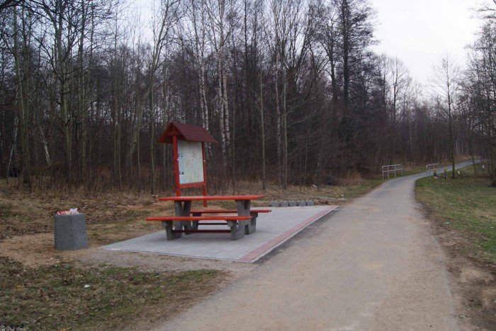 trakt-dla-cyklistow-brudne-pobocza-przystanki-tylko-na-fragmencie-sciezki-39322