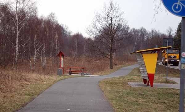 trakt-dla-cyklistow-brudne-pobocza-przystanki-tylko-na-fragmencie-sciezki-39322
