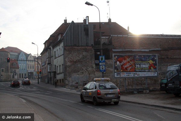 przychodnia-zamiast-ruiny-przy-sobieskiego-39324