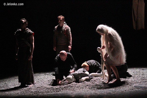 potrojna-feta-w-zdrojowym-teatrze-animacji-39339