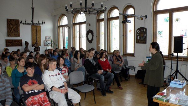 chca-rozbudzac-w-uczniach-chec-poznawania-jezykow-obcych-39385