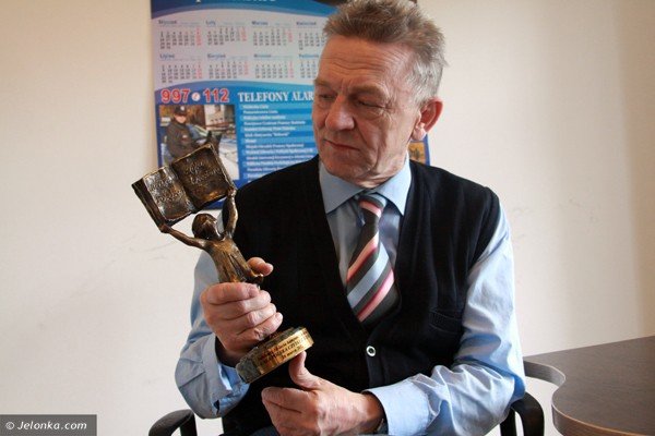 jeleniogorski-ambasador-wolontariuszy-odebra-statuetke-39422