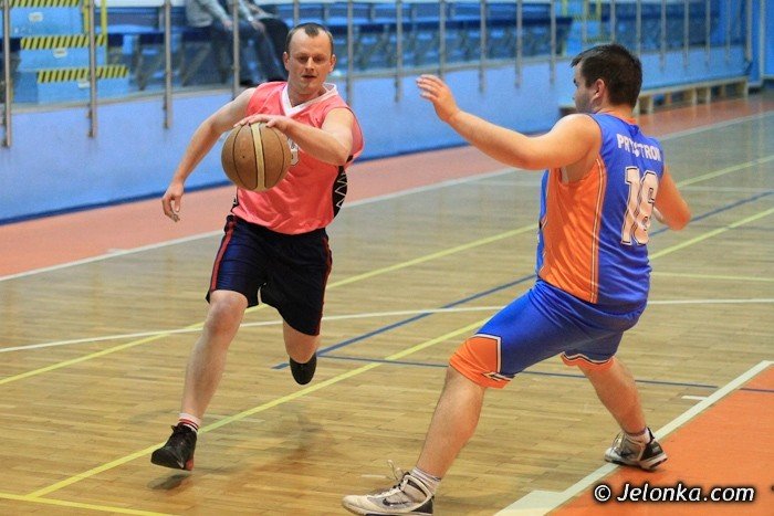 pracowity-weekend-koszykarzy-amatorow-foto-39432