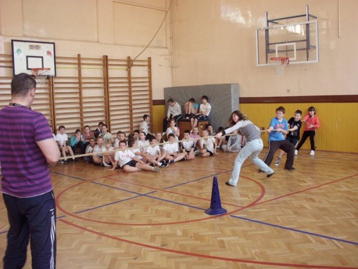 przeciagali-line-w-sp-8-foto-39471