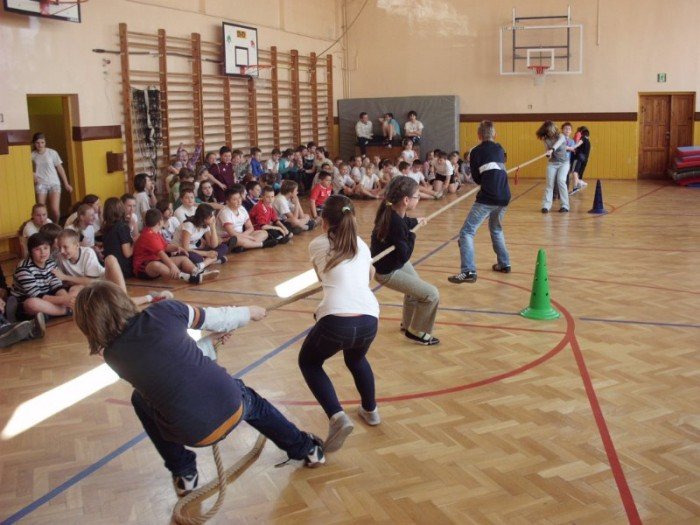 przeciagali-line-w-sp-8-foto-39471