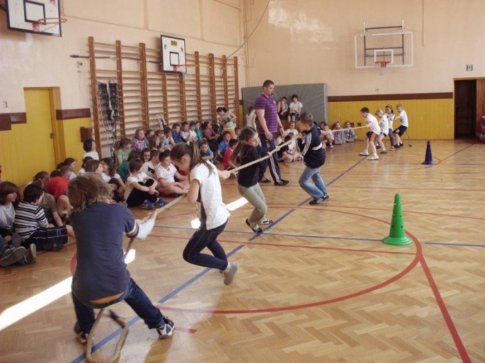 przeciagali-line-w-sp-8-foto-39471