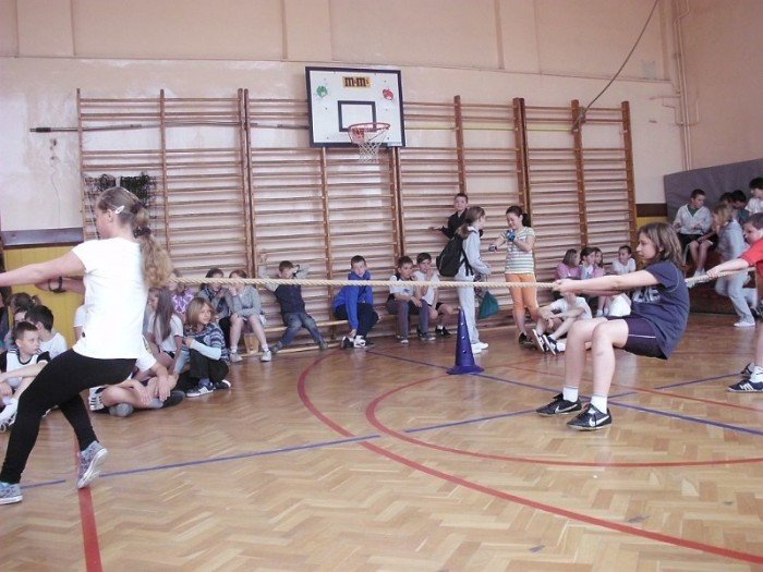 przeciagali-line-w-sp-8-foto-39471