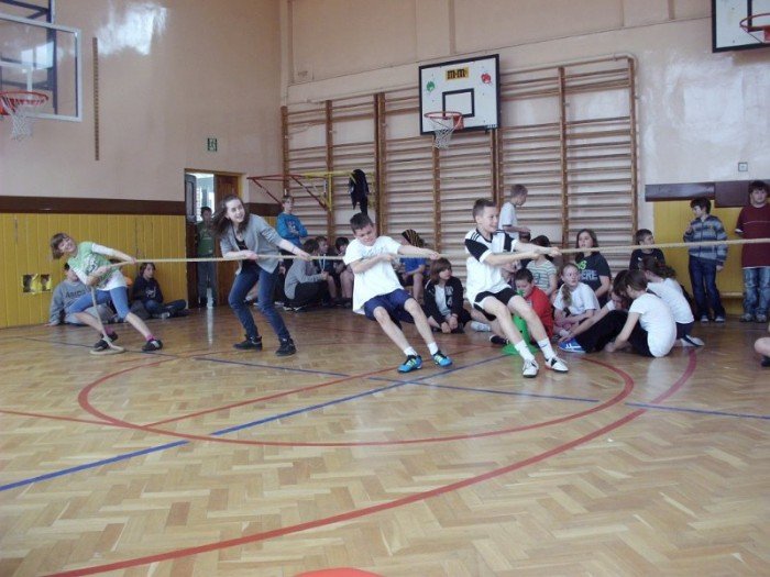 przeciagali-line-w-sp-8-foto-39471