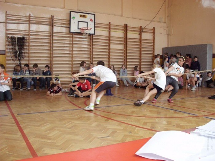 przeciagali-line-w-sp-8-foto-39471