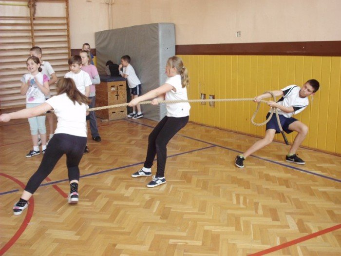 przeciagali-line-w-sp-8-foto-39471