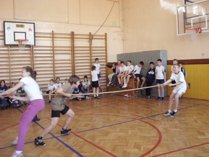 przeciagali-line-w-sp-8-foto-39471