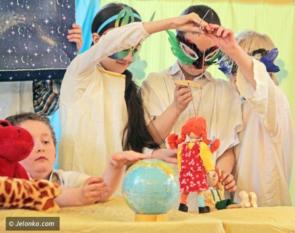 bog-nie-umar-jezus-zyje-trzecioklasisci-i-historia-zbawienia-39482