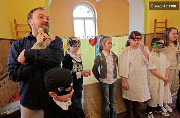 bog-nie-umar-jezus-zyje-trzecioklasisci-i-historia-zbawienia-39482