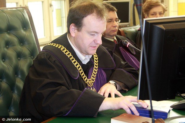 wiezienie-za-zabojstwo-zony-piesciami-i-kijem-od-mioty-39489