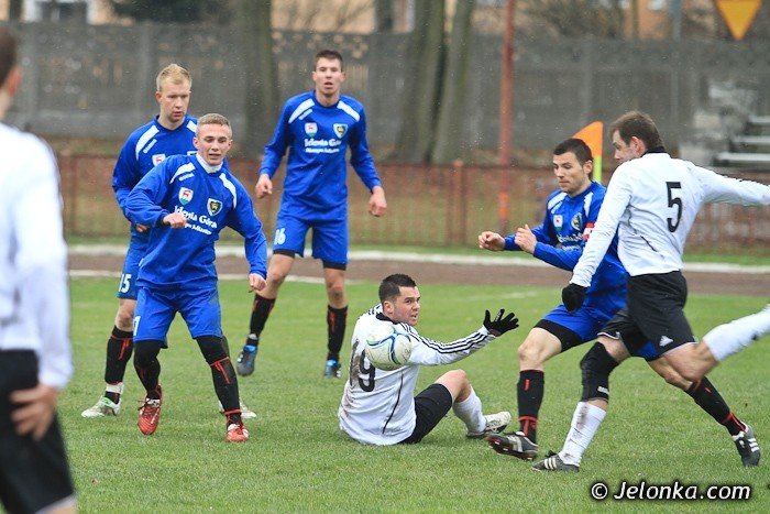 karkonosze-z-kompletem-porazek-na-lubanskiej-foto-39518