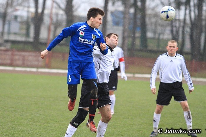 karkonosze-z-kompletem-porazek-na-lubanskiej-foto-39518