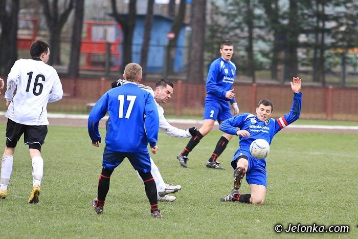 karkonosze-z-kompletem-porazek-na-lubanskiej-foto-39518
